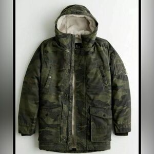 Hollister Men's Sherpa Lined Military Parka Jacket Coat Camo Size L
